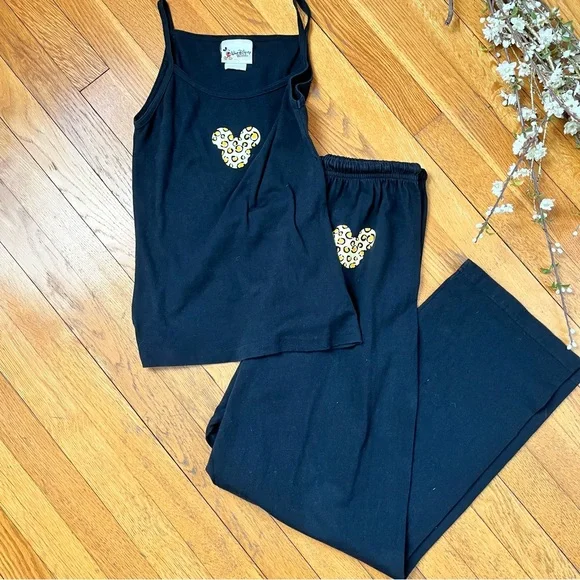 DISNEY Pajamas or Lounge Set - Picture 8 of 8